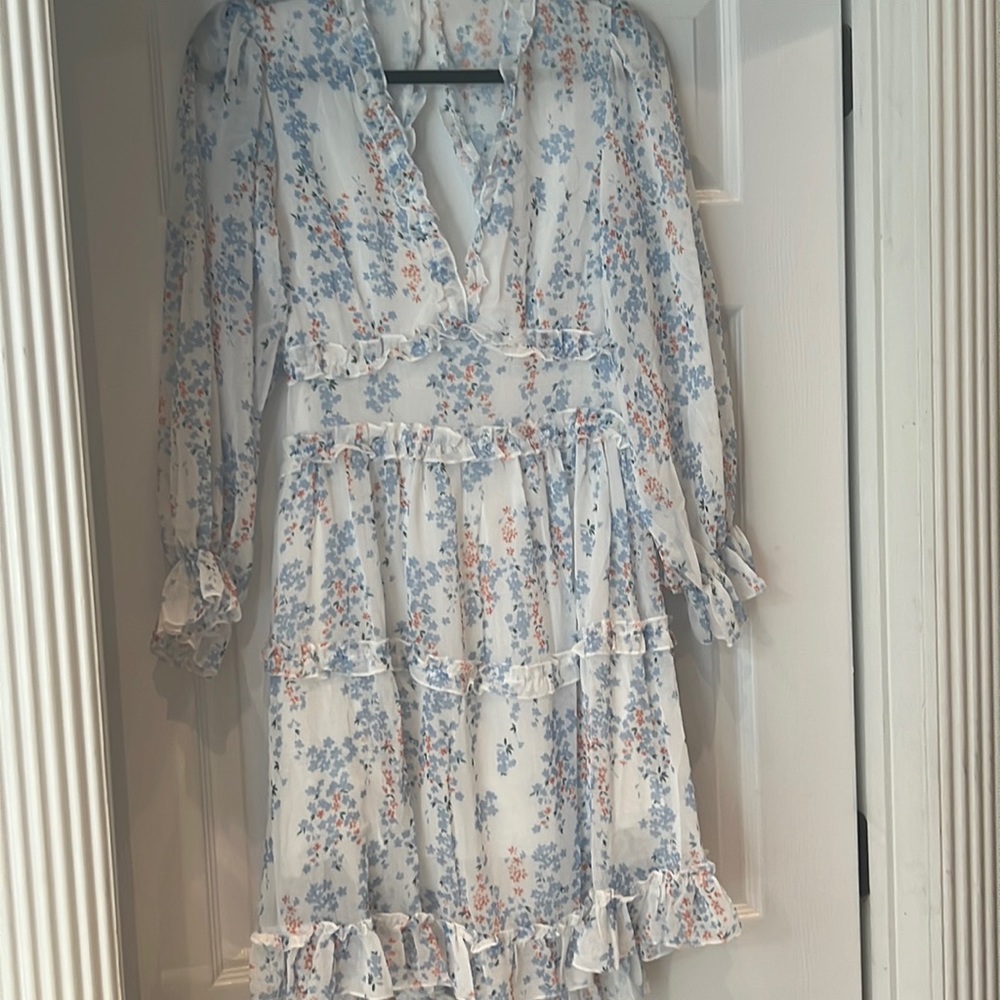 No brand NWOT open back dress